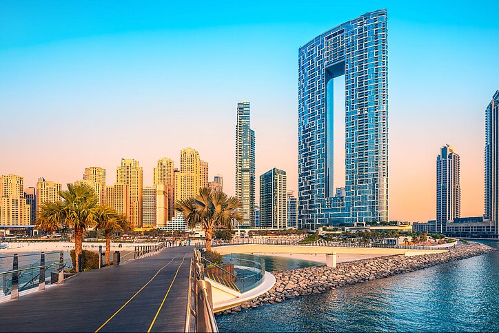 Dubai erlebte allein in der ersten Kriegswoche 80.000 Stornierungen von Hotelreservierungen. © AdobeStock.com/Frank Peters